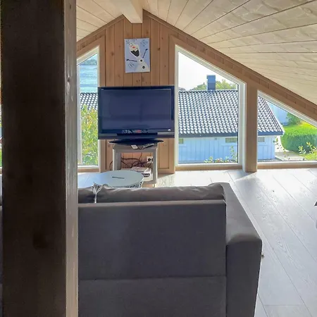 Lovely In Sandviga With House Sea View Feriehus