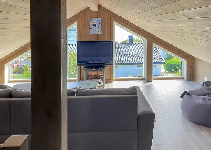 Lovely In Sandviga With House Sea View Сasa de vacaciones