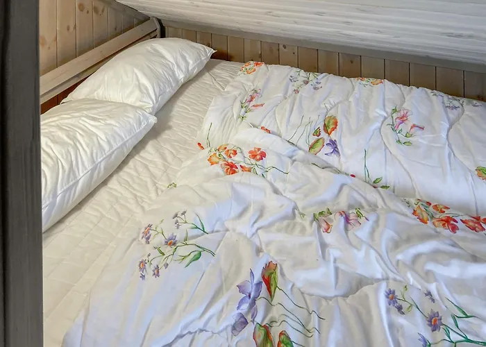 Lovely In Sandviga With House Sea View *