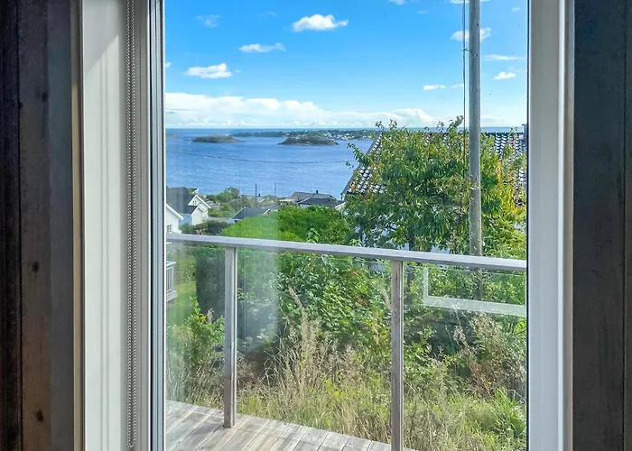 Lovely In Sandviga With House Sea View